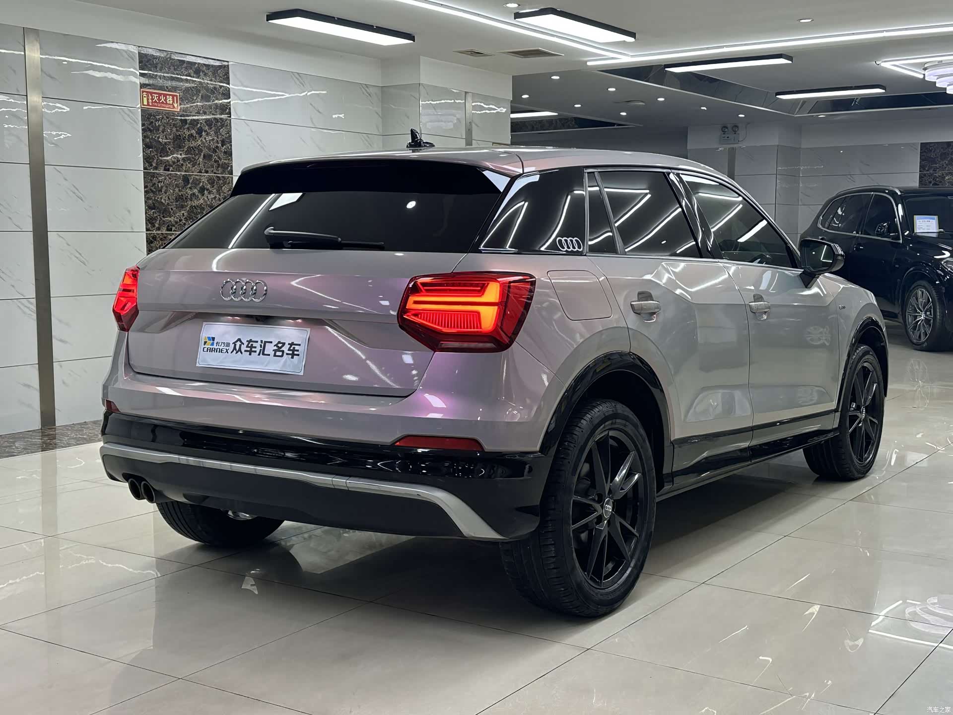 Audi Q2L, 2019 4