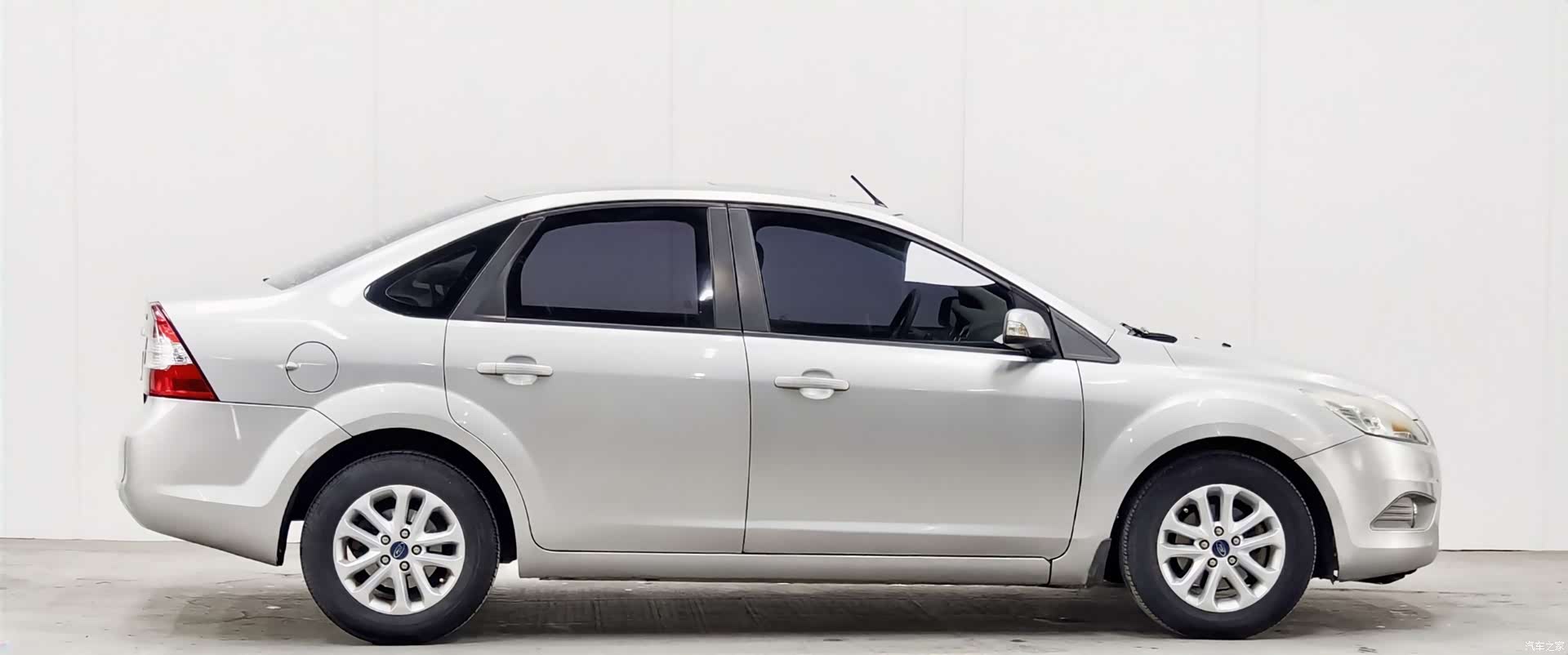 Ford Focus, 2013 8