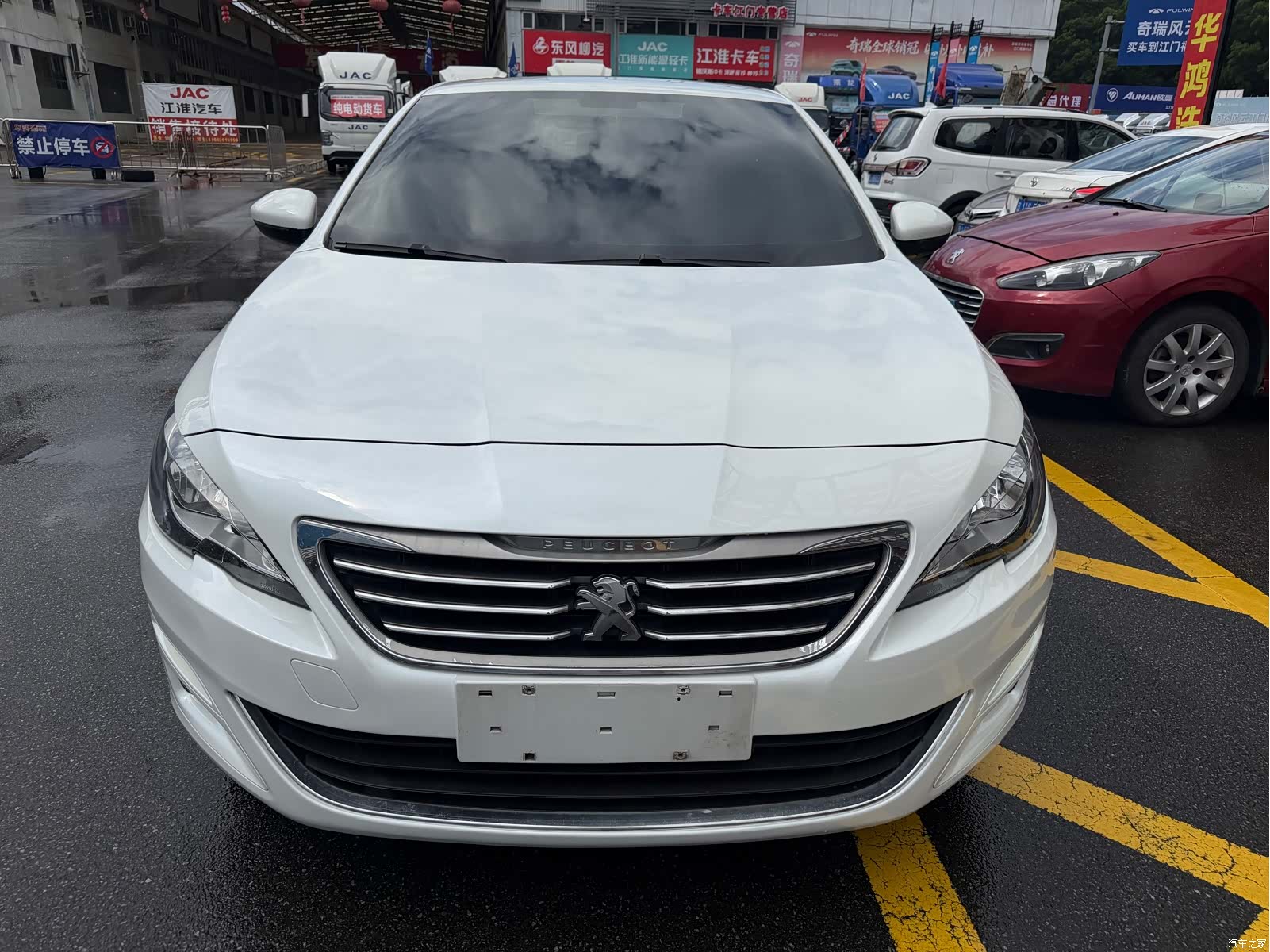Peugeot 408, 2016 4