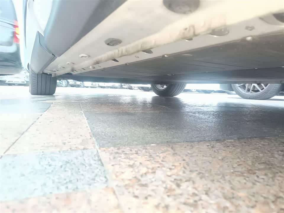 IM Motors Zhiji LS6 IM Motors Zhiji LS6