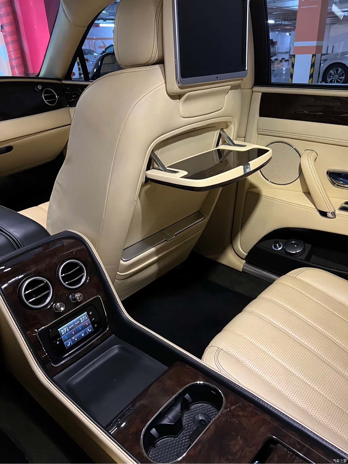 Bentley Flying Spur, 2014 4
