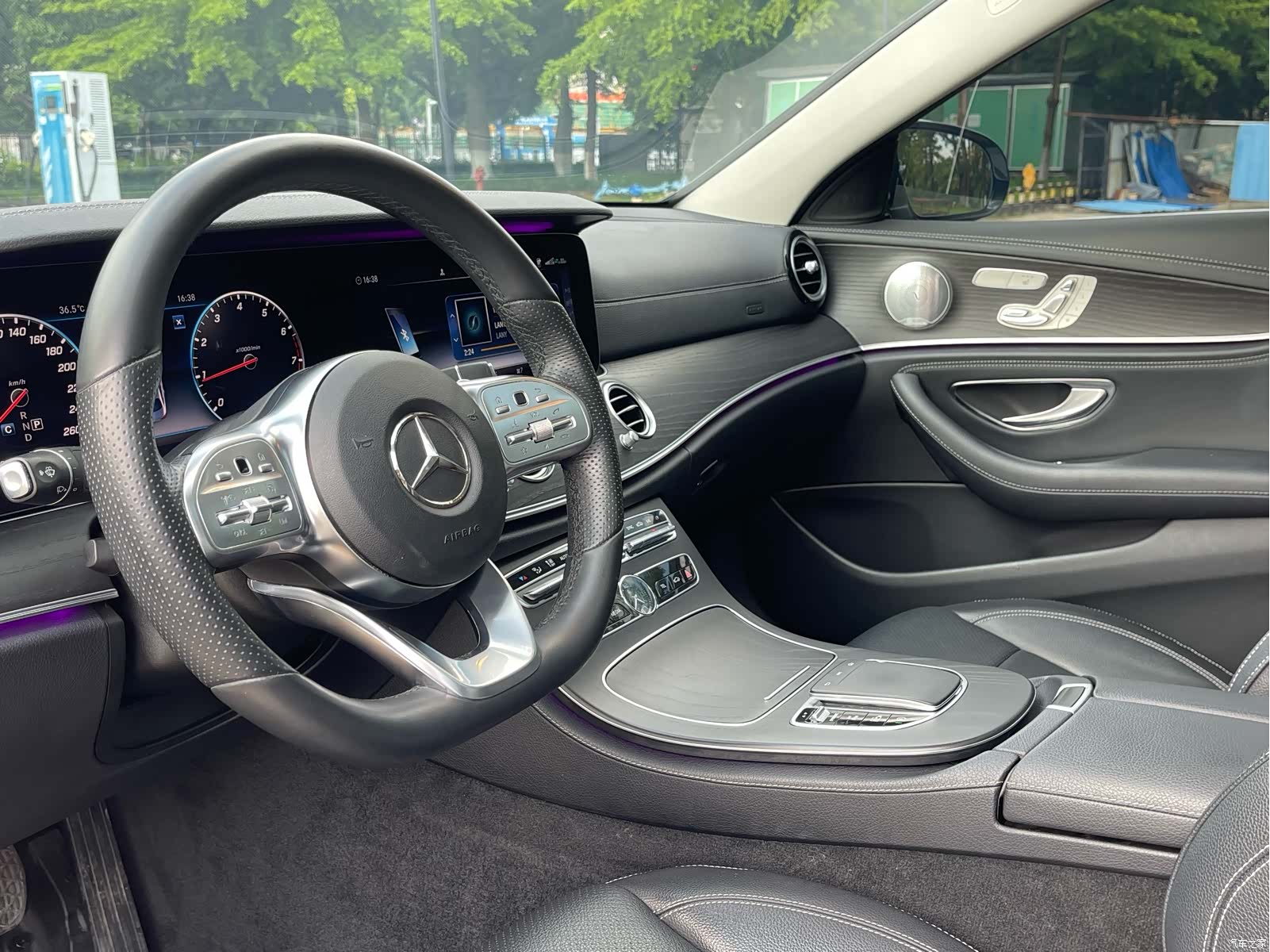 Mercedes-Benz E-Class, 2020 12
