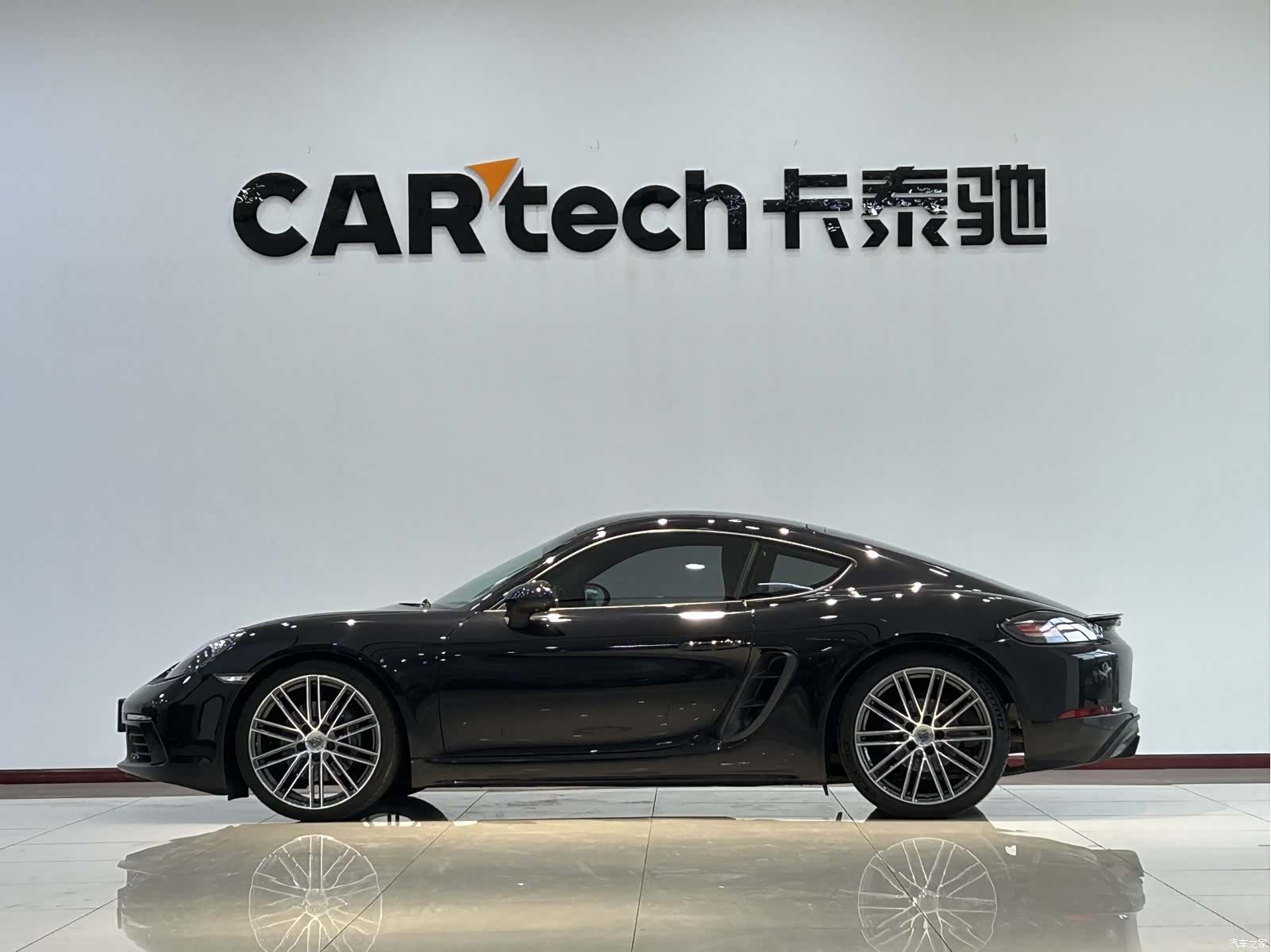 Porsche Cayman, 2024 22