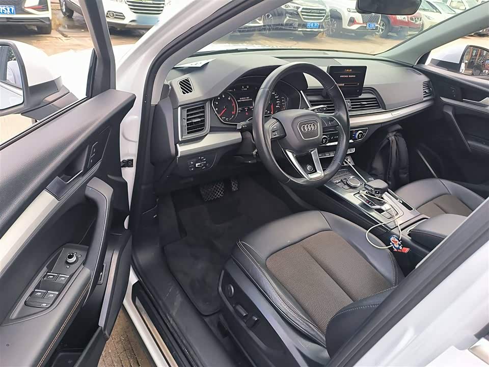 Audi Q5L Audi Q5L
