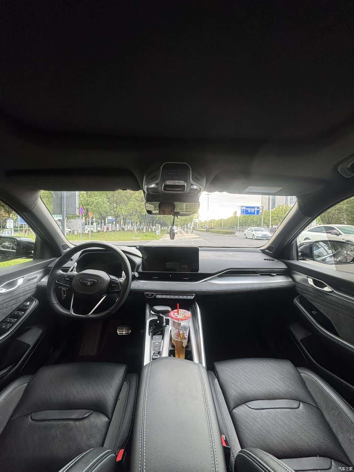 Geely Preface, 2023 6