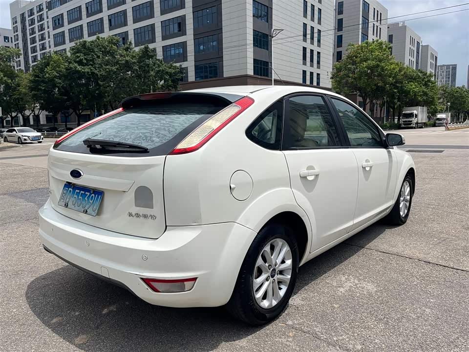 Ford Fox