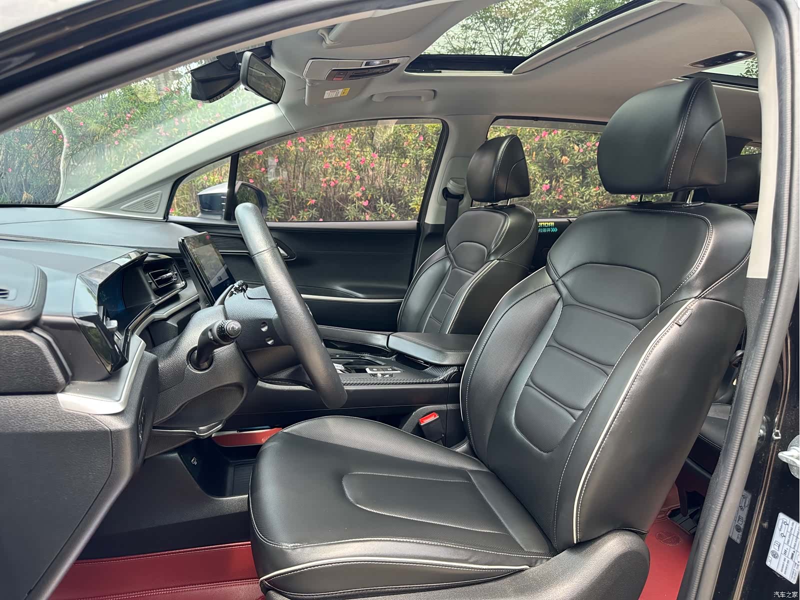 Hyundai Custo, 2025 35