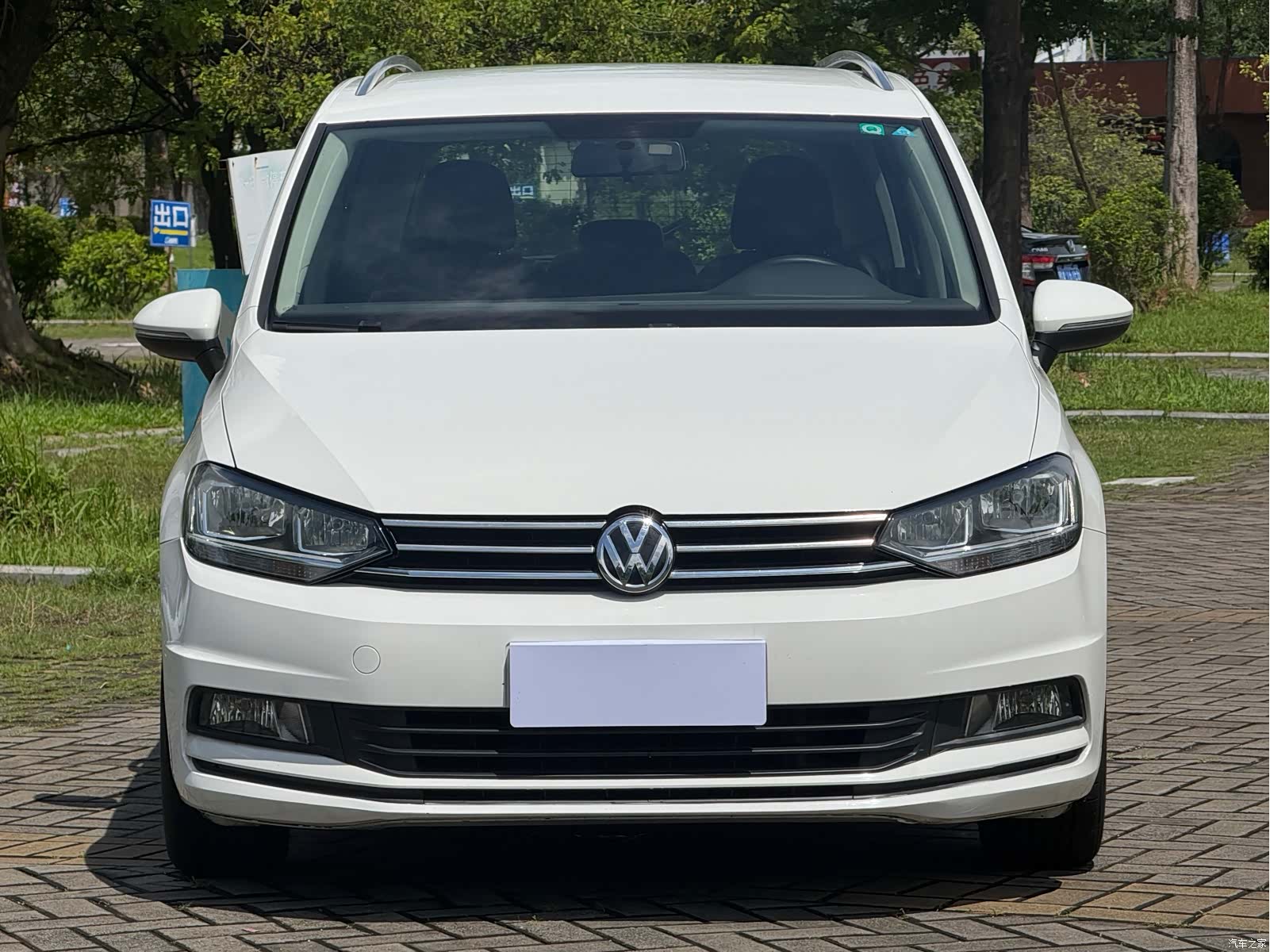 Volkswagen L, 2017 2