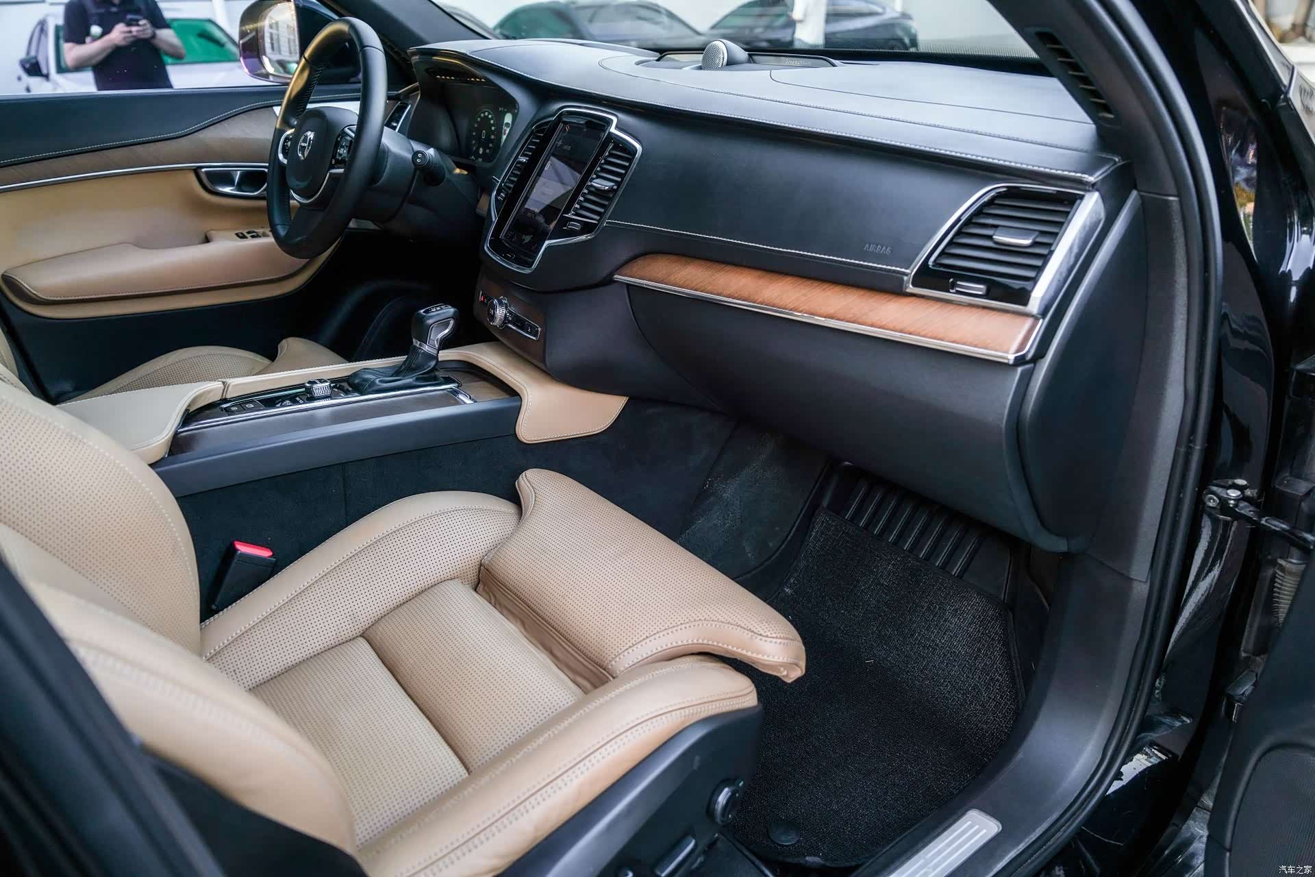 Volvo XC90, 2017 19