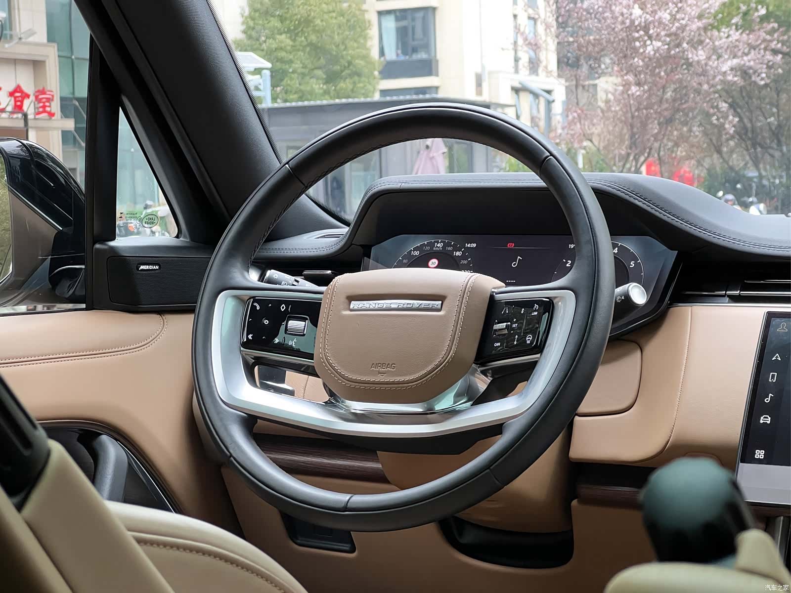 Land Rover Range Rover, 2024 17