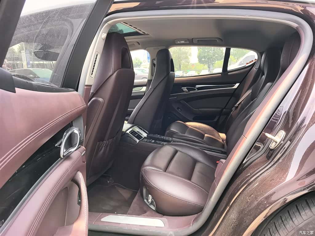 Porsche Panamera, 2015 10