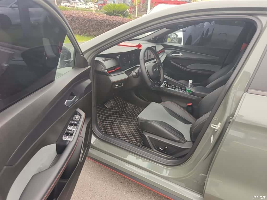Geely Binray, 2022 16