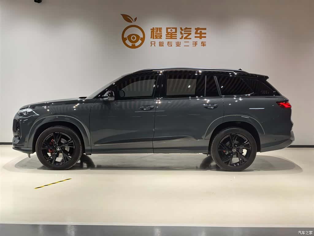 Audi Q6, 2024 3