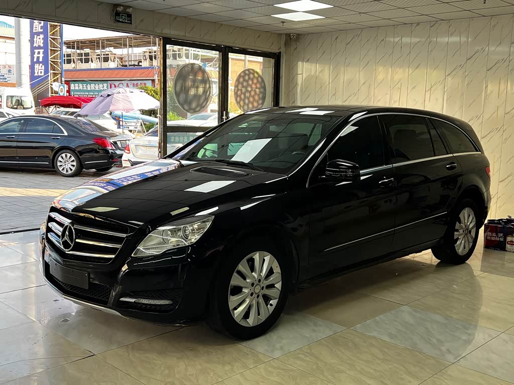 Mercedes-Benz R