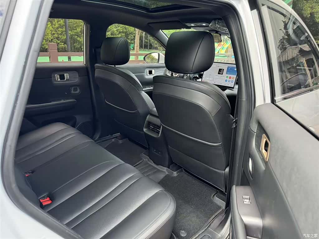 Wuling Starlight, 2024 24