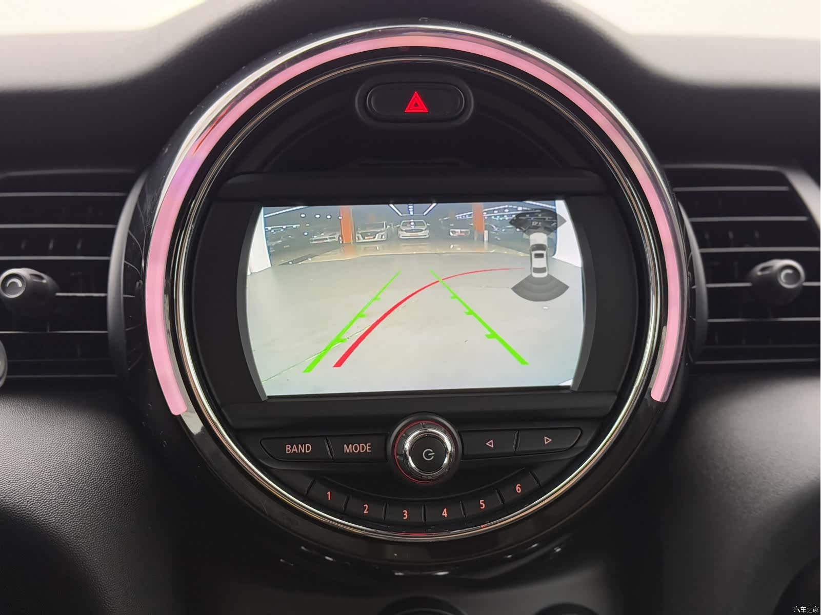 Mini ONE, 2021 9