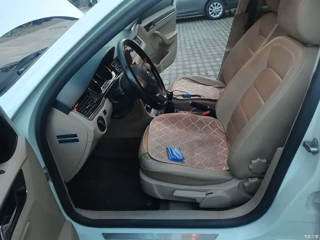 Volkswagen Bora, 2015 8
