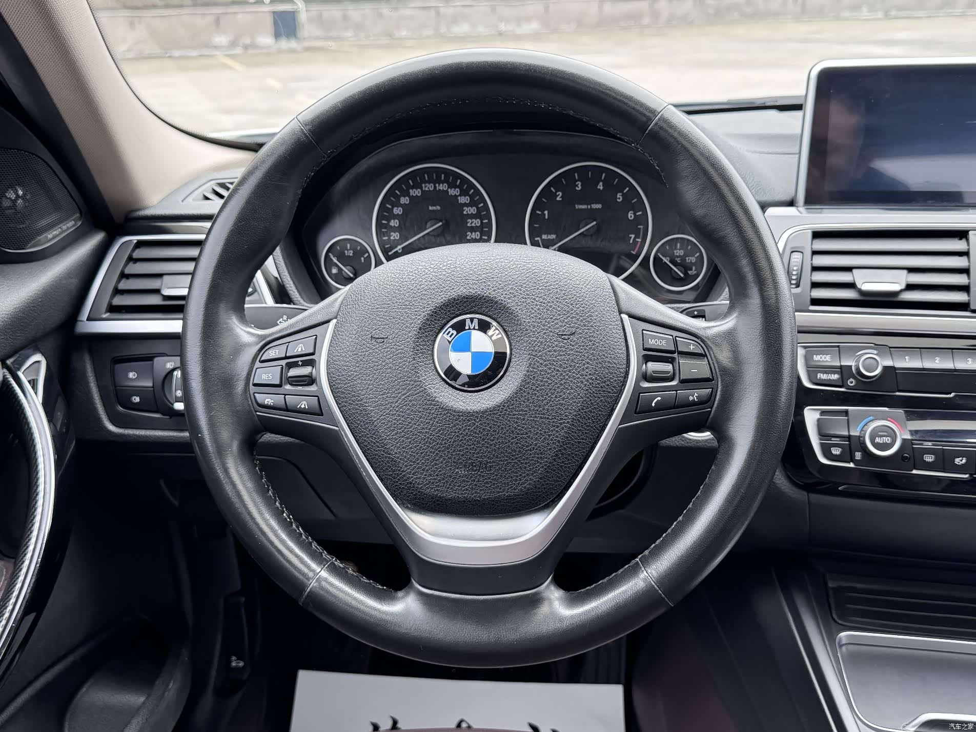 BMW 3 Series, 2018 17