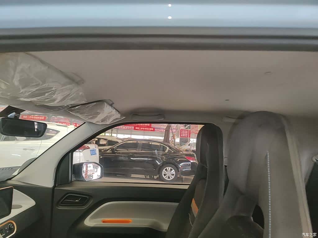 Wuling MINIEV, 2021 18