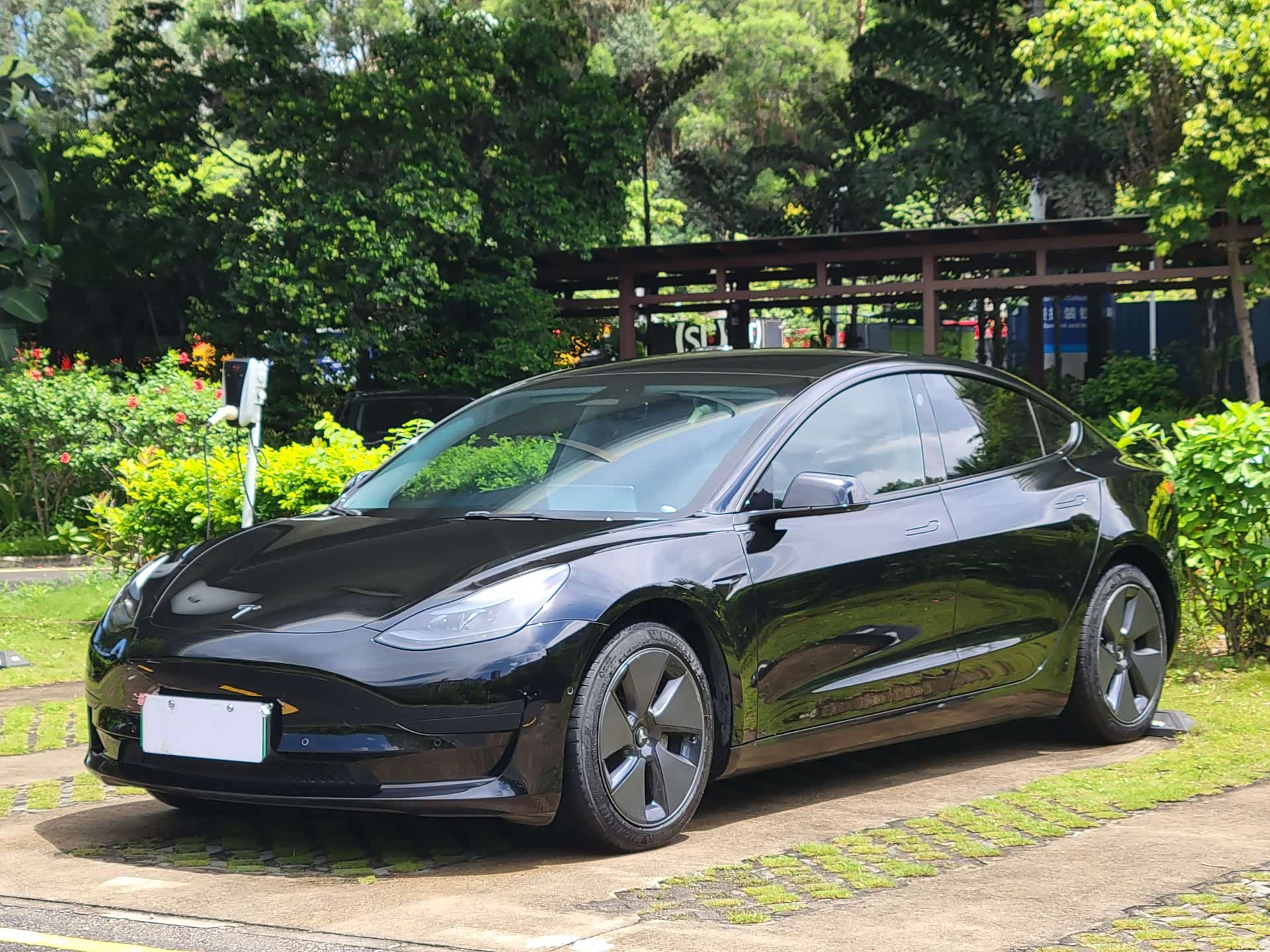 Tesla Model 3, 2022 1