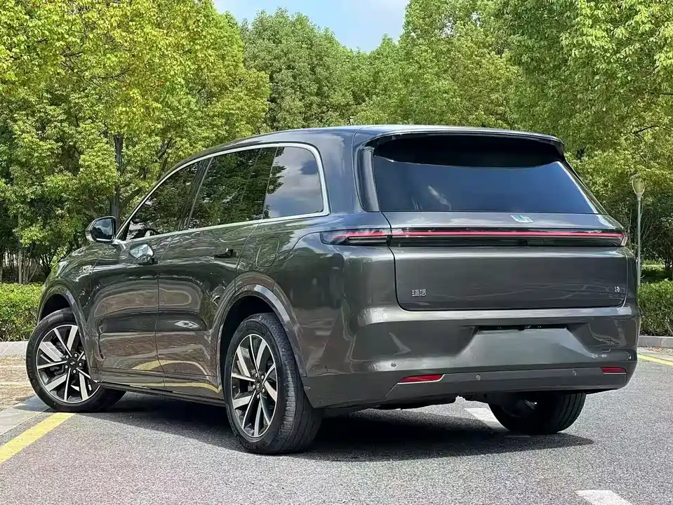 Li Auto Ideal L8