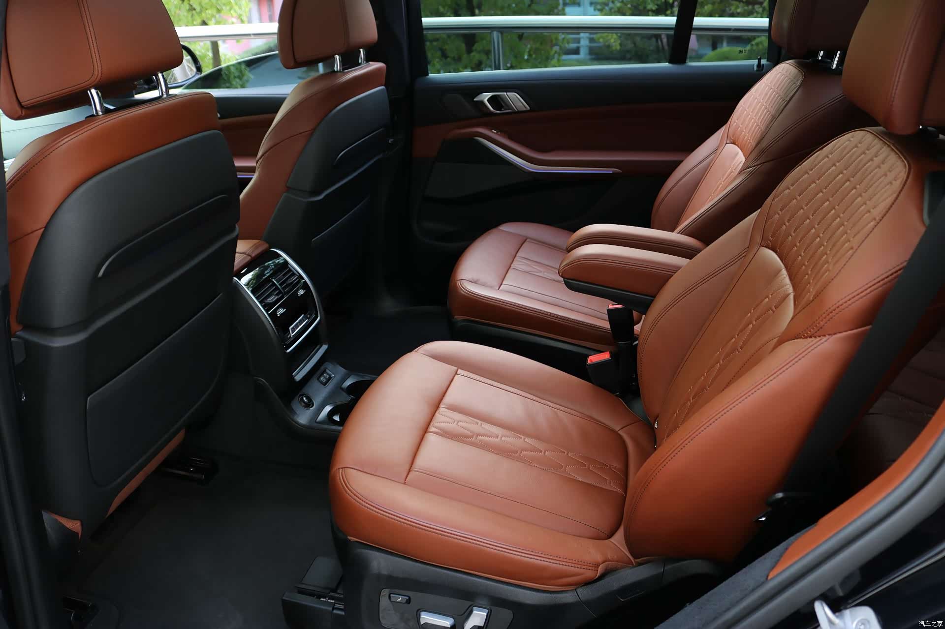 BMW X7, 2021 9