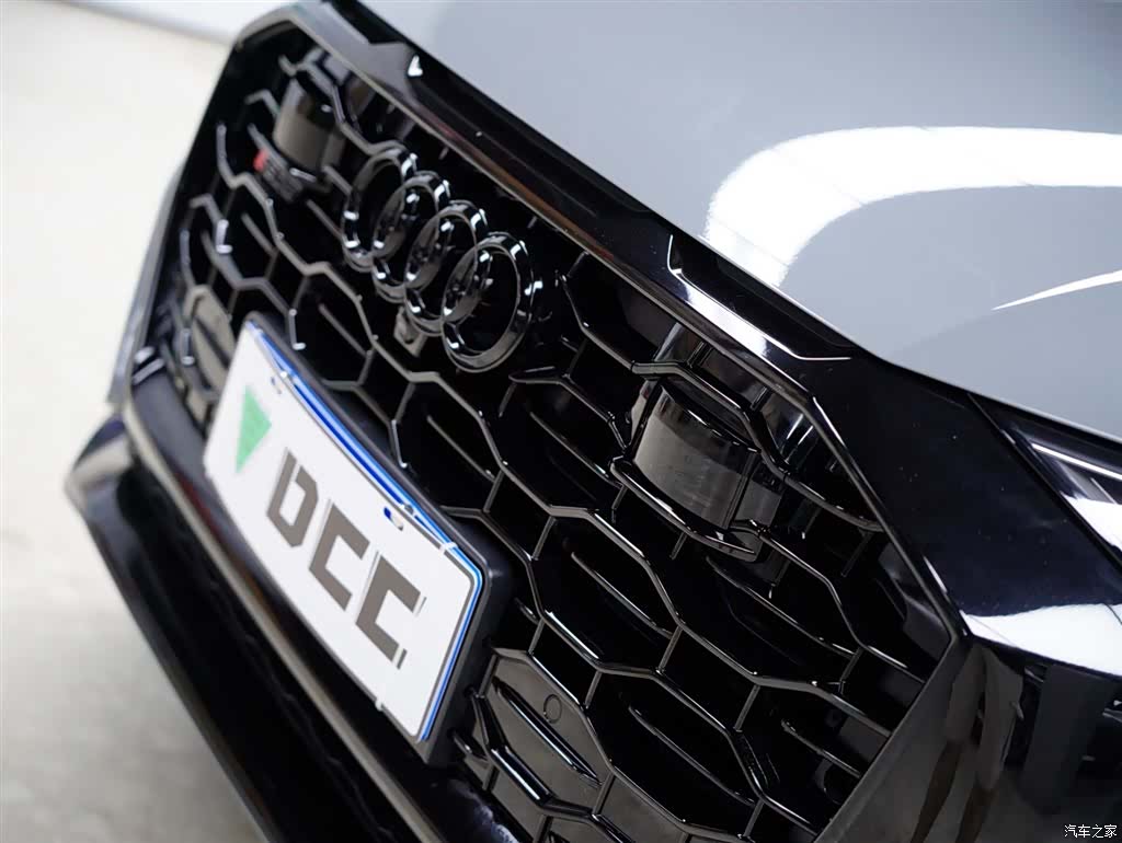 Audi Q8, 2023 19