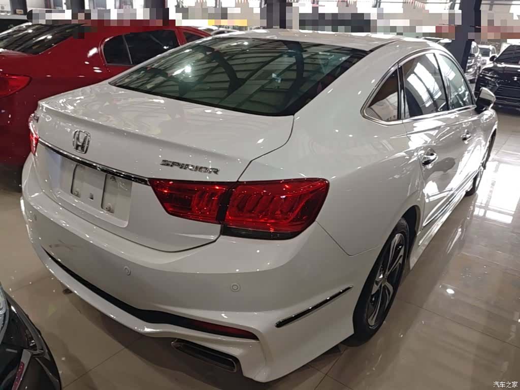Honda Spirior, 2017 все фото