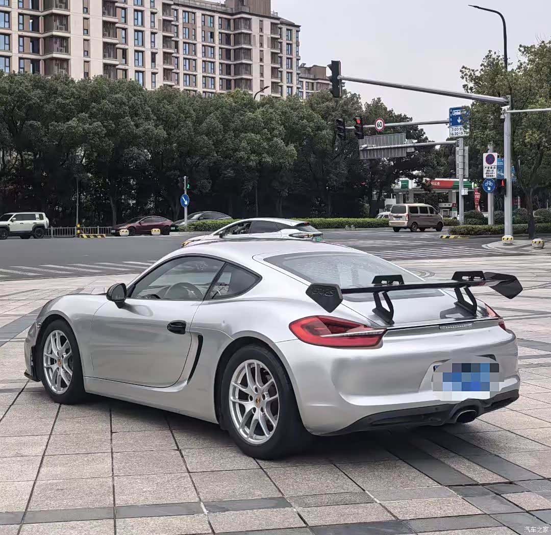 Porsche Cayman, 2015 9