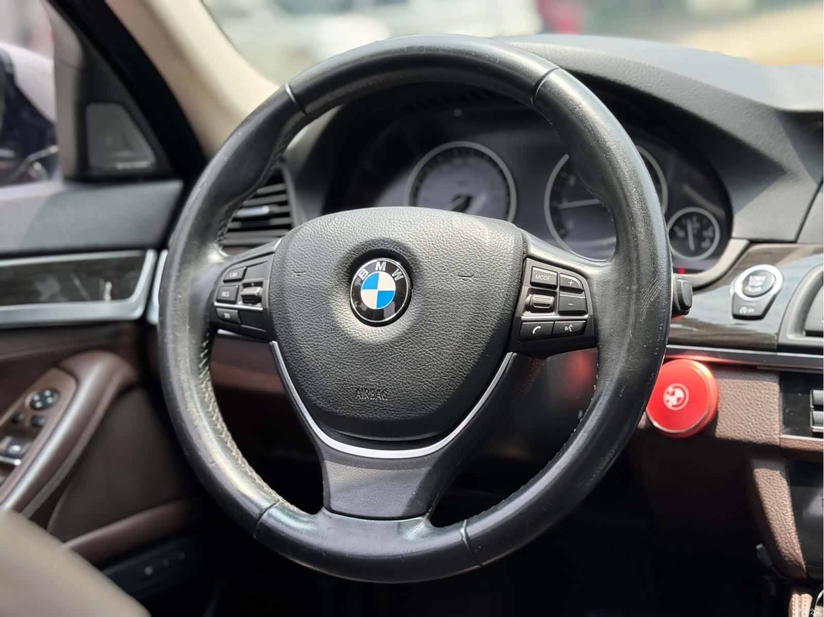 BMW 5 Series, 2016 13