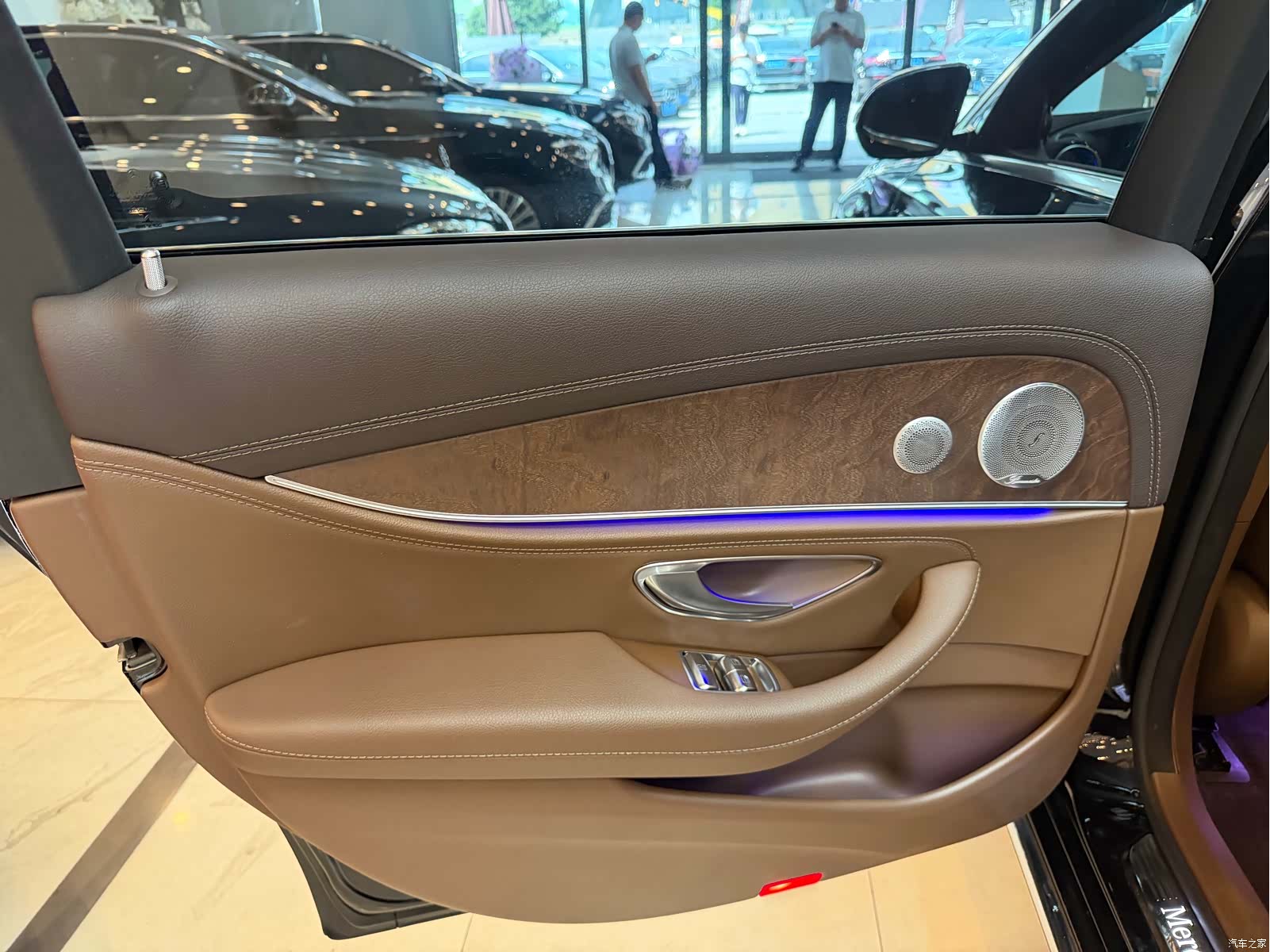 Mercedes-Benz E-Class, 2021 10