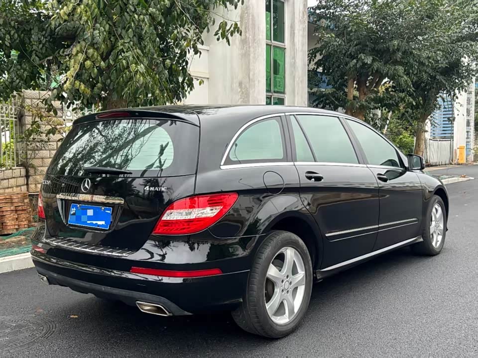 Mercedes-Benz R-class