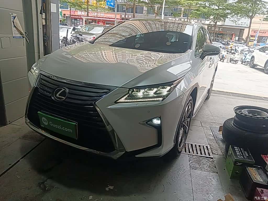 Lexus RX, 2017 1