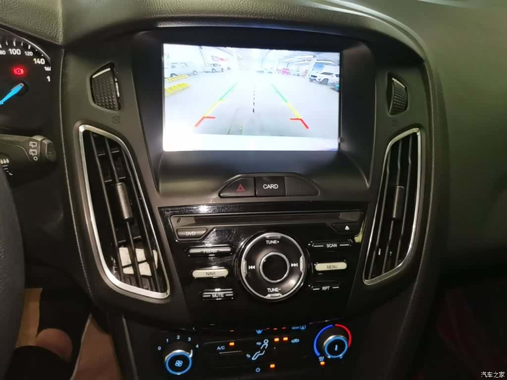 Ford Focus, 2018 13