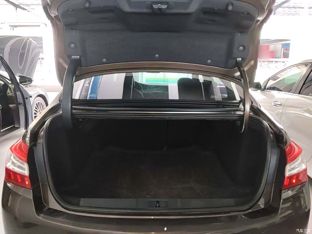 Peugeot 408, 2016 19