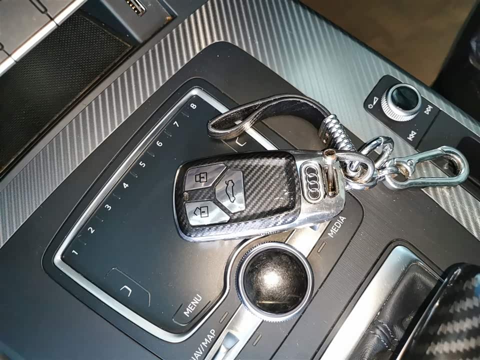Audi Q5L Audi Q5L