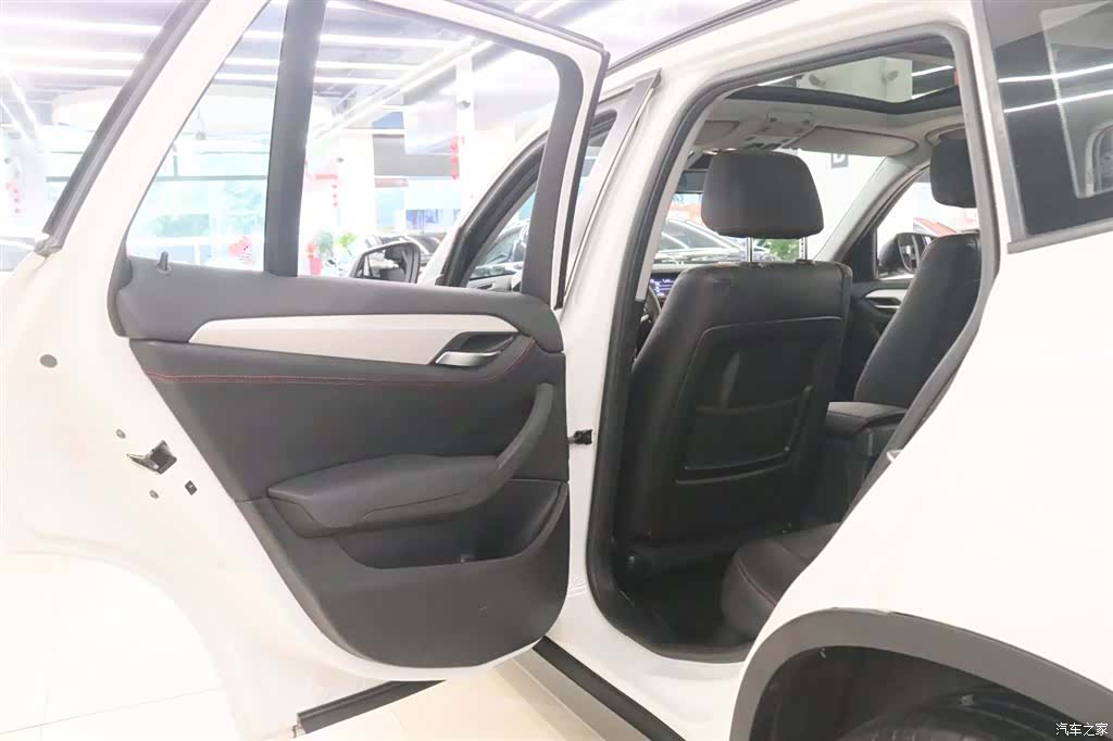 BMW X1, 2015 15