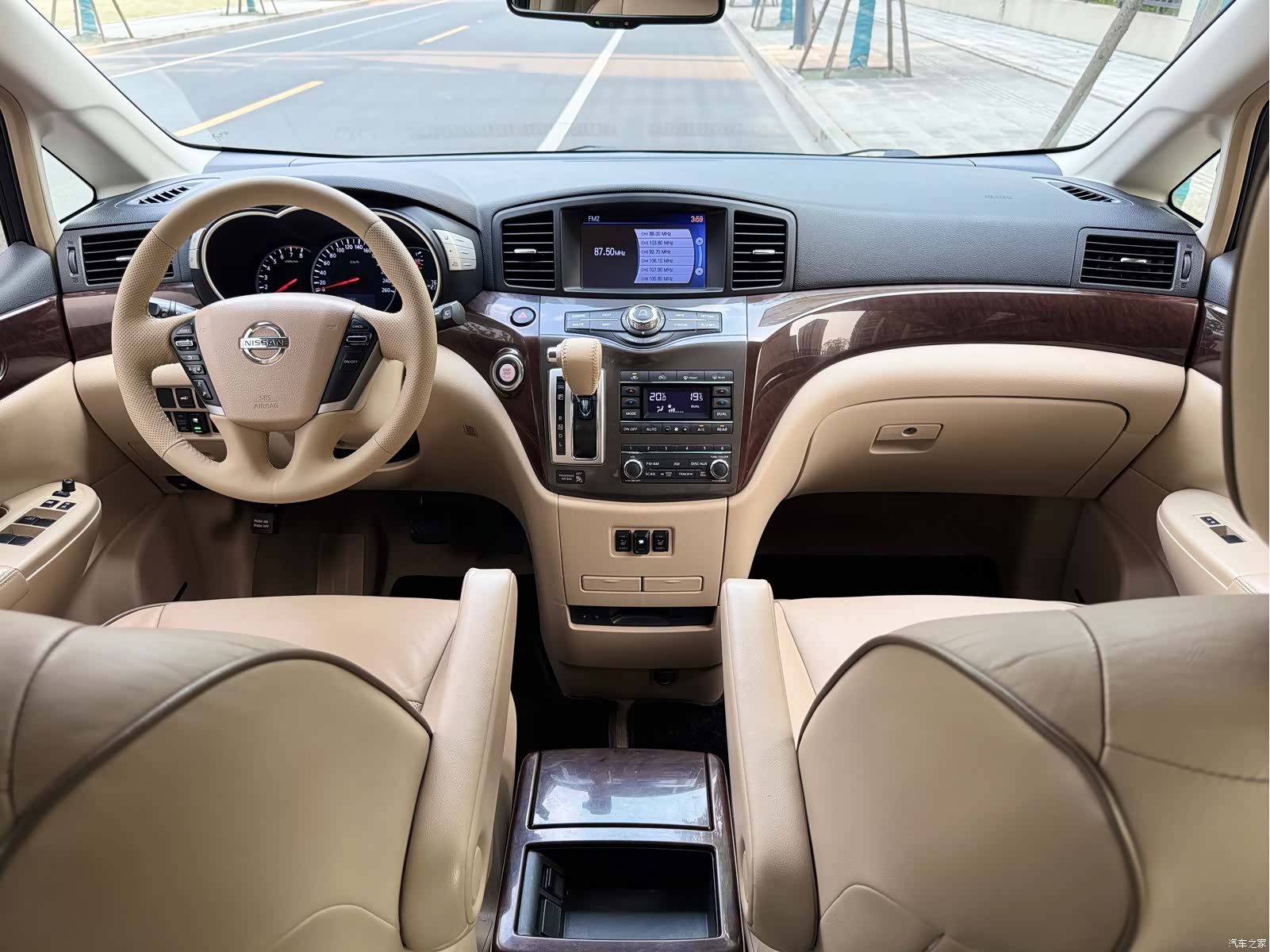 Nissan SL, 2016 10