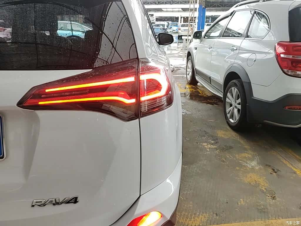 Toyota RAV4, 2018 8