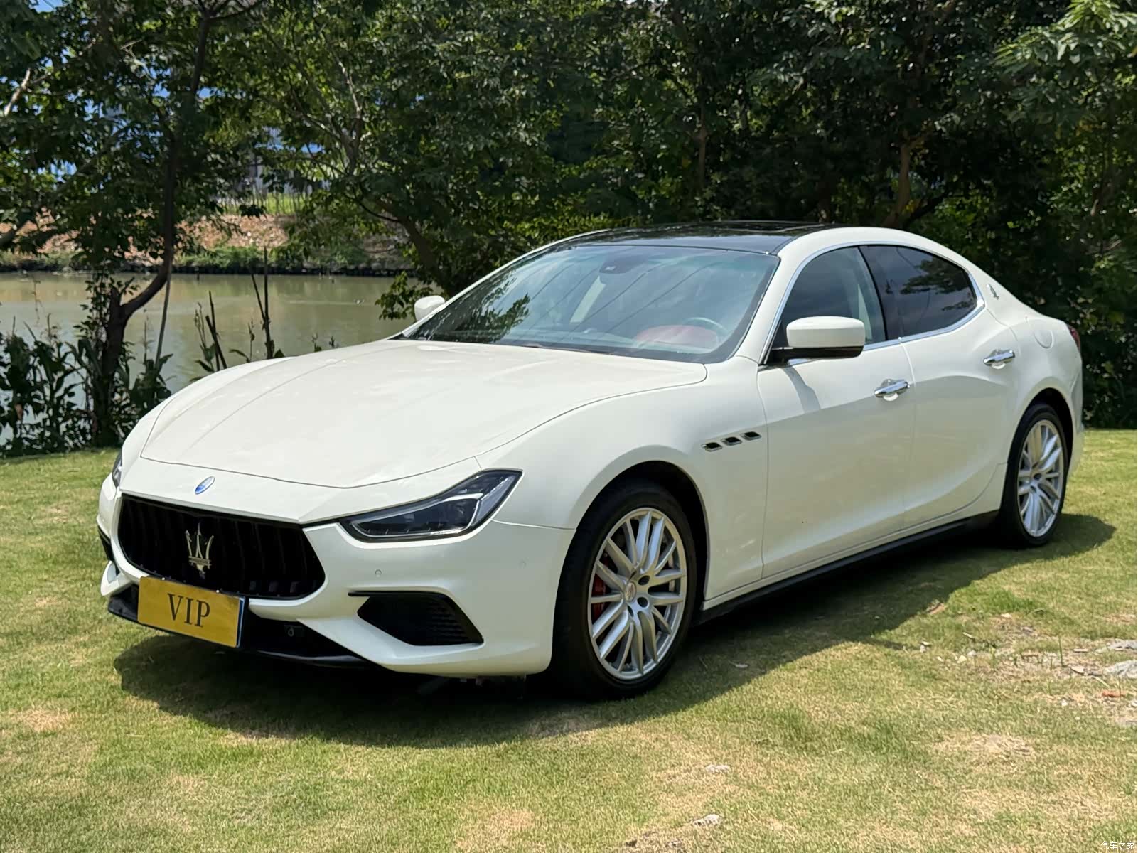 Maserati Ghibli, 2016 1