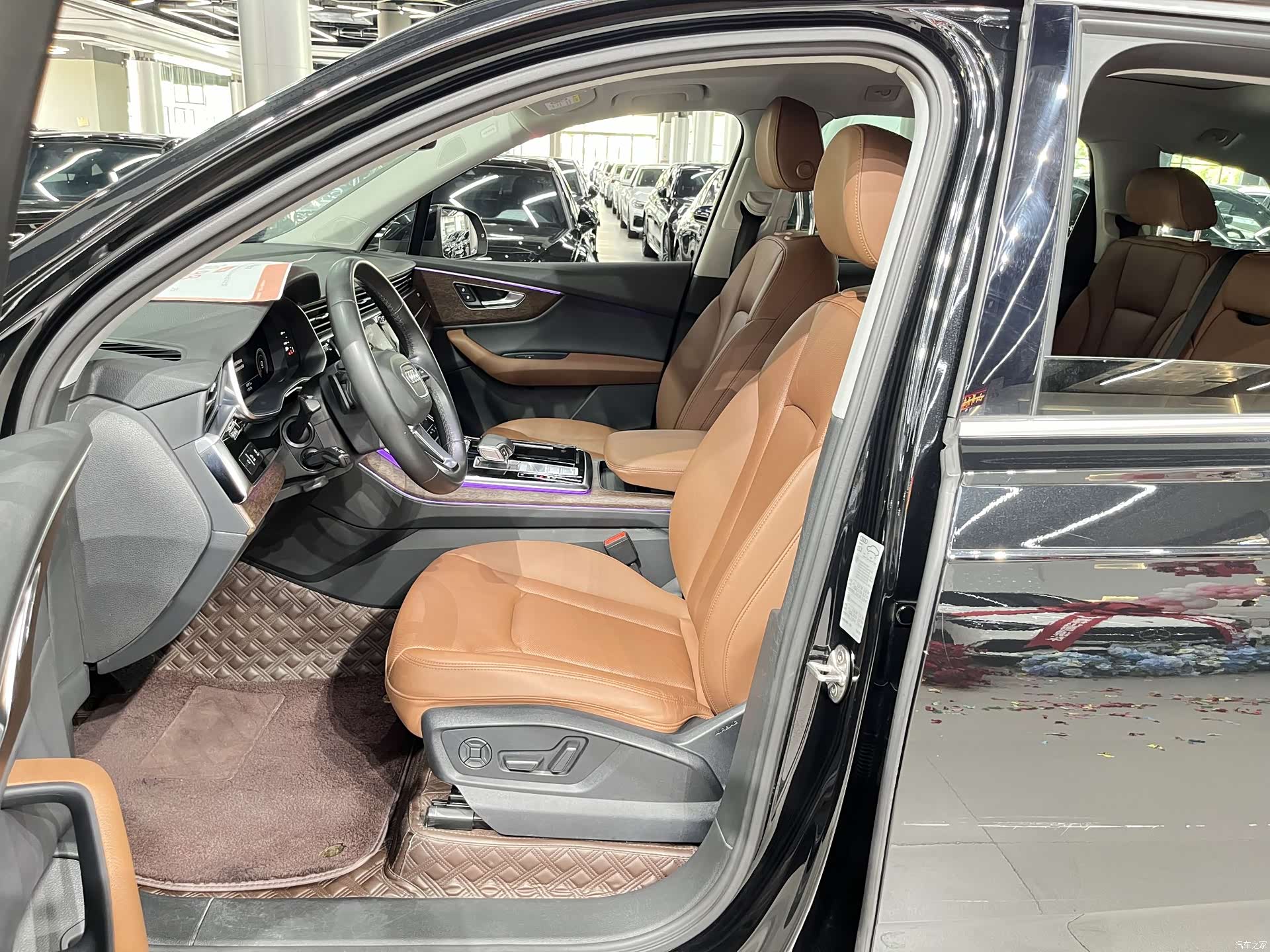 Audi Q7, 2022 4