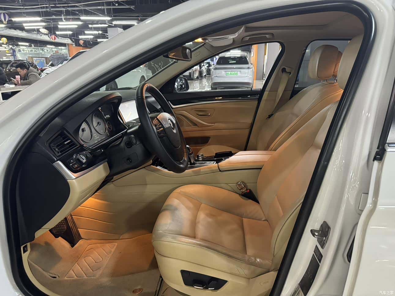 BMW 5 Series, 2012 все фото