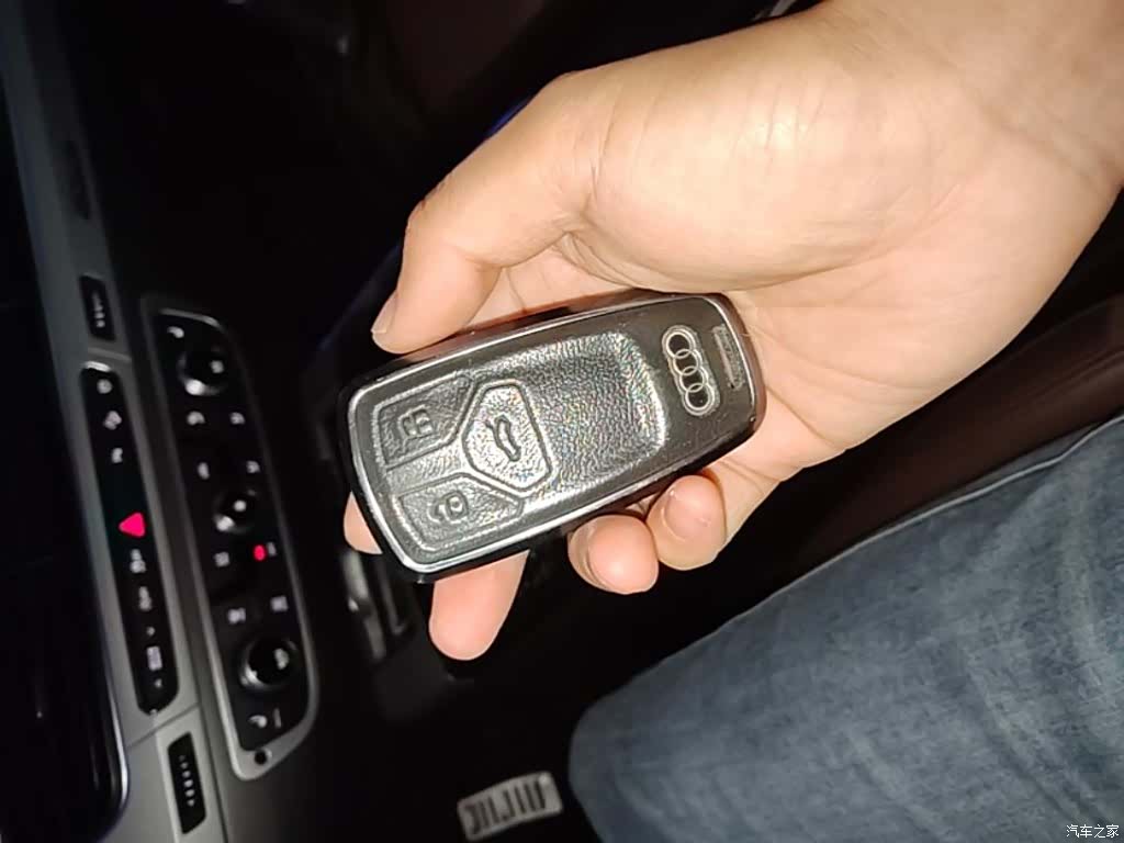 Audi Q7, 2018 9
