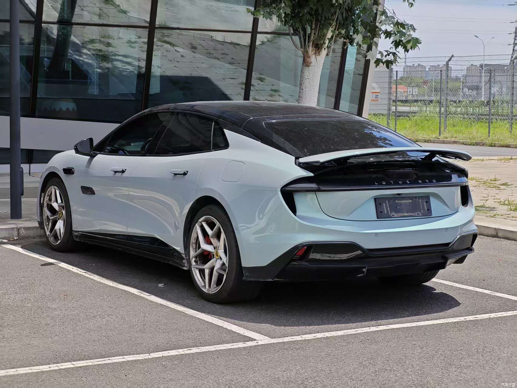 Lotus EMEYA, 2025 17