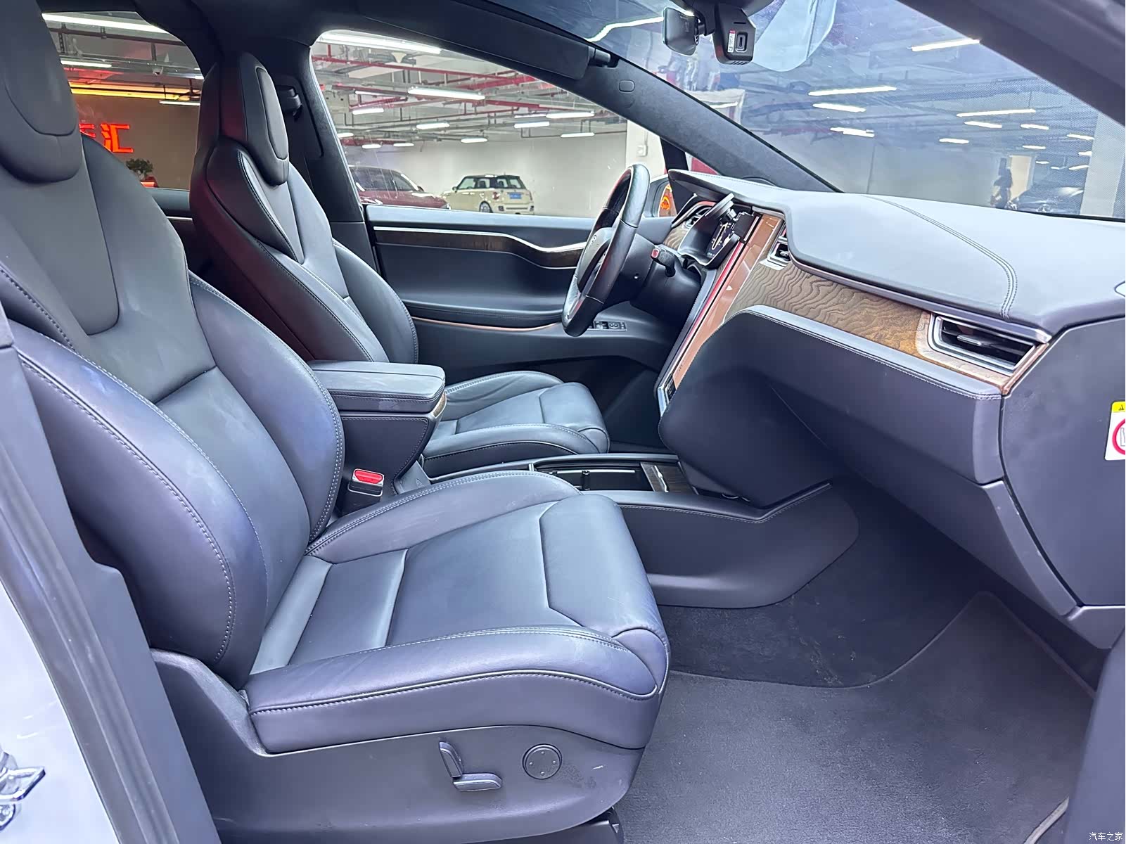 Tesla Model X, 2018 13