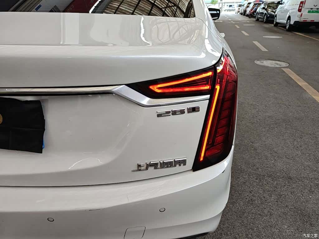 Cadillac CT6, 2021 8