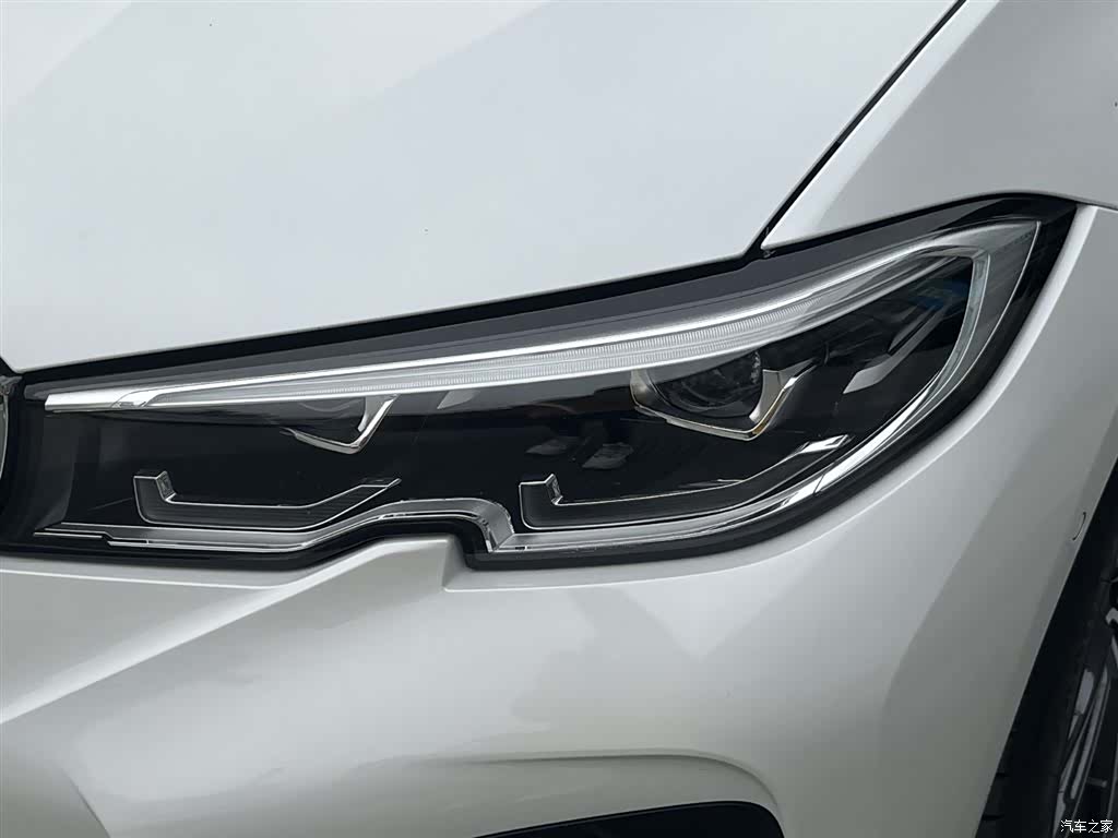 BMW 3 Series, 2022 9