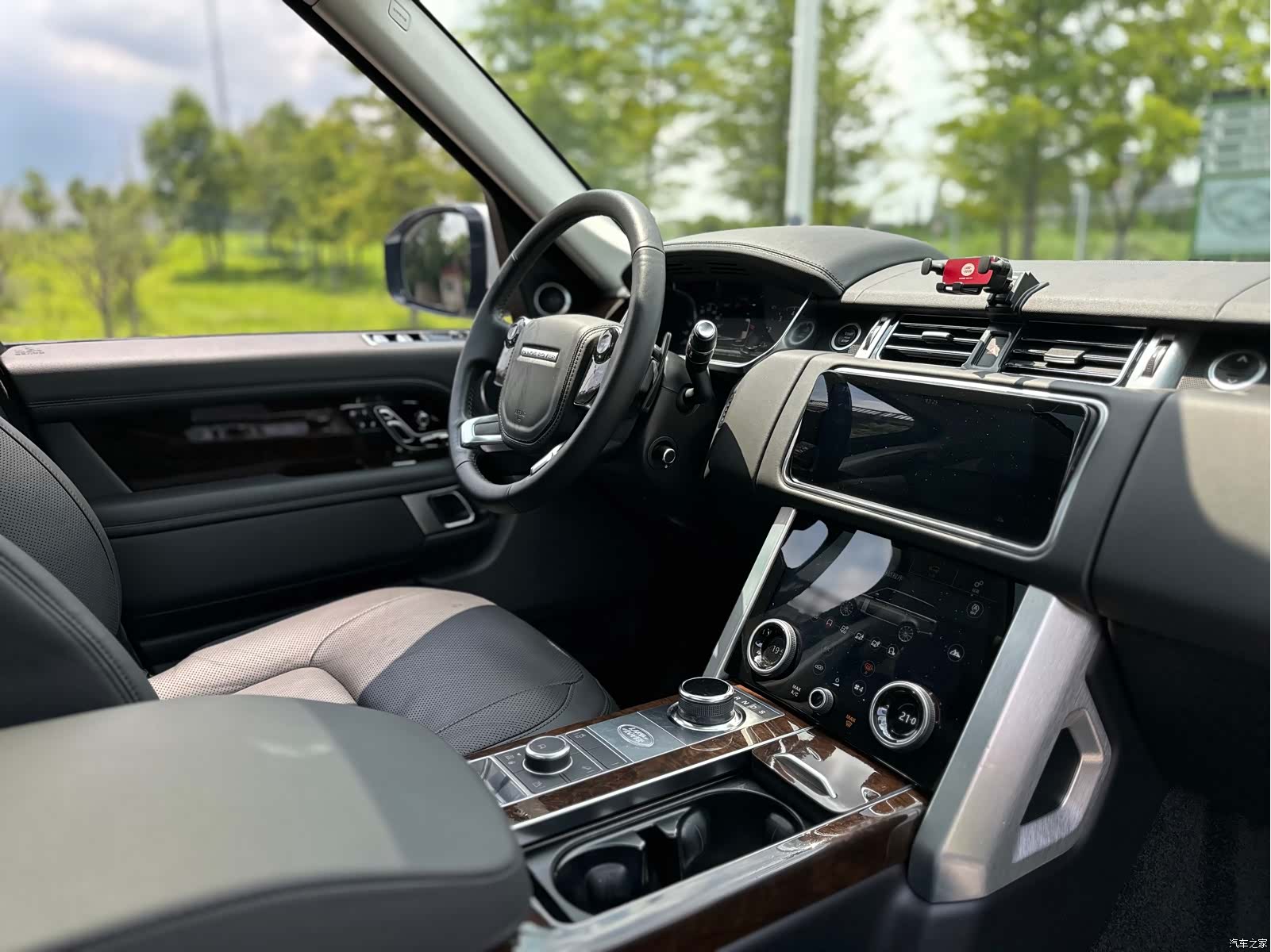 Land Rover Range Rover, 2020 12