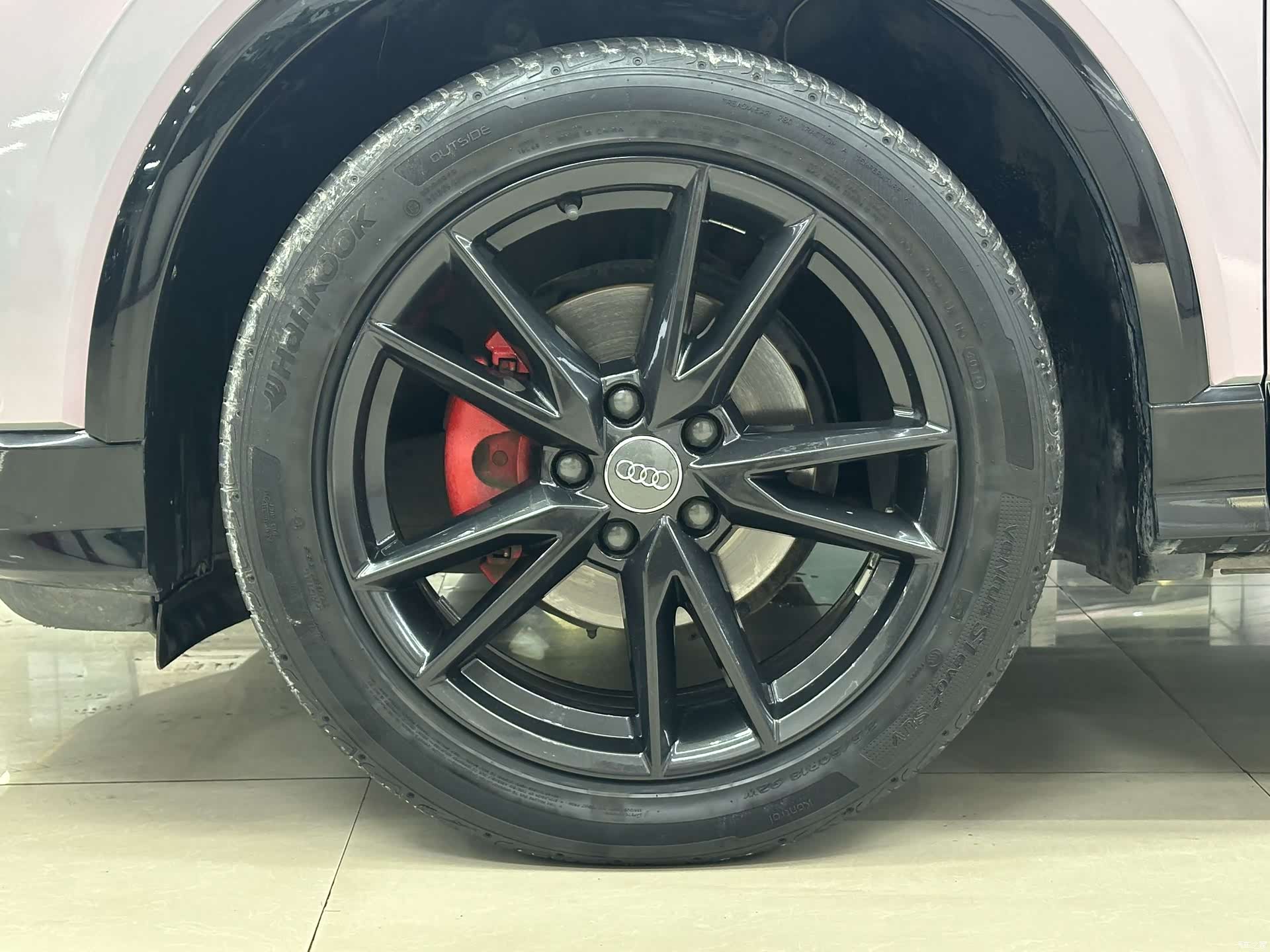 Audi Q2L, 2019 21