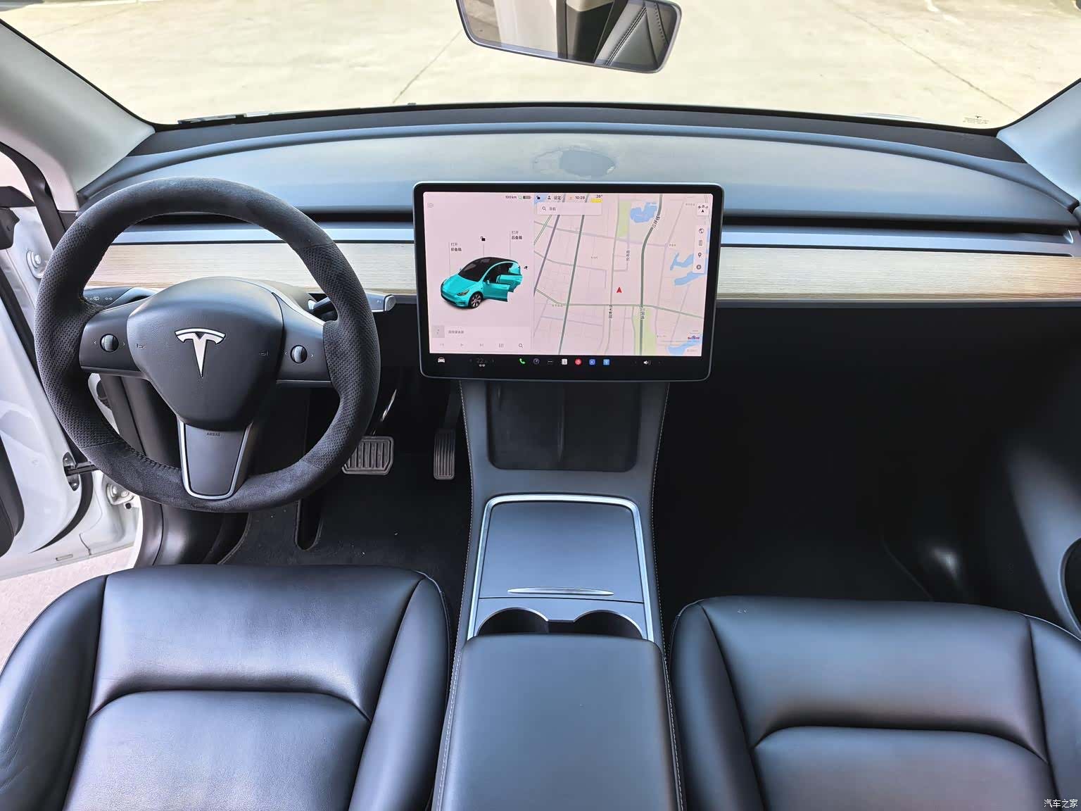 Tesla Model Y, 2022 все фото